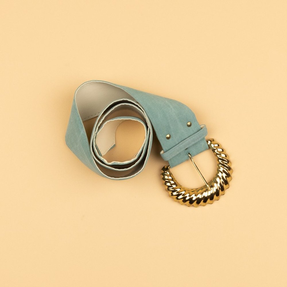 6 Assorted Vintage Belts All Included